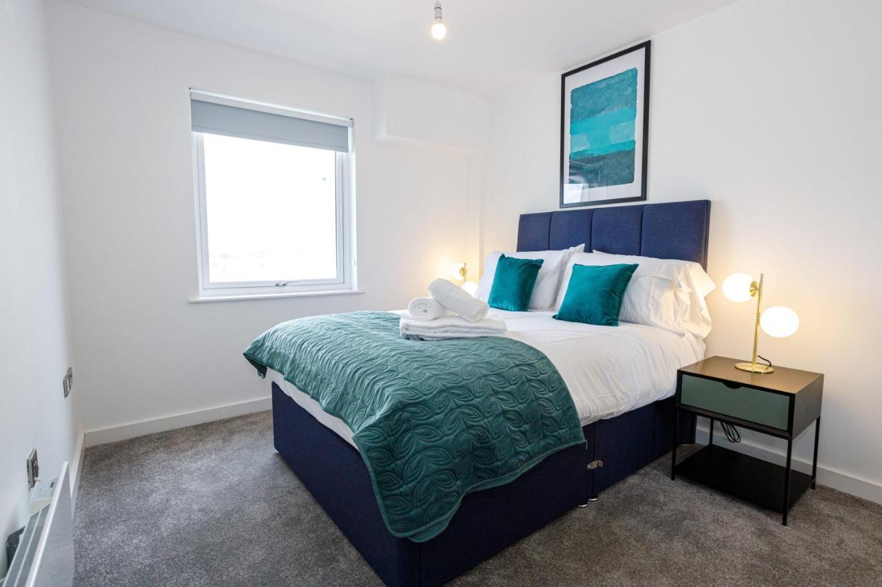 Contemporary 2 Bedroom Duplex In Salford Manchester Zewnętrze zdjęcie