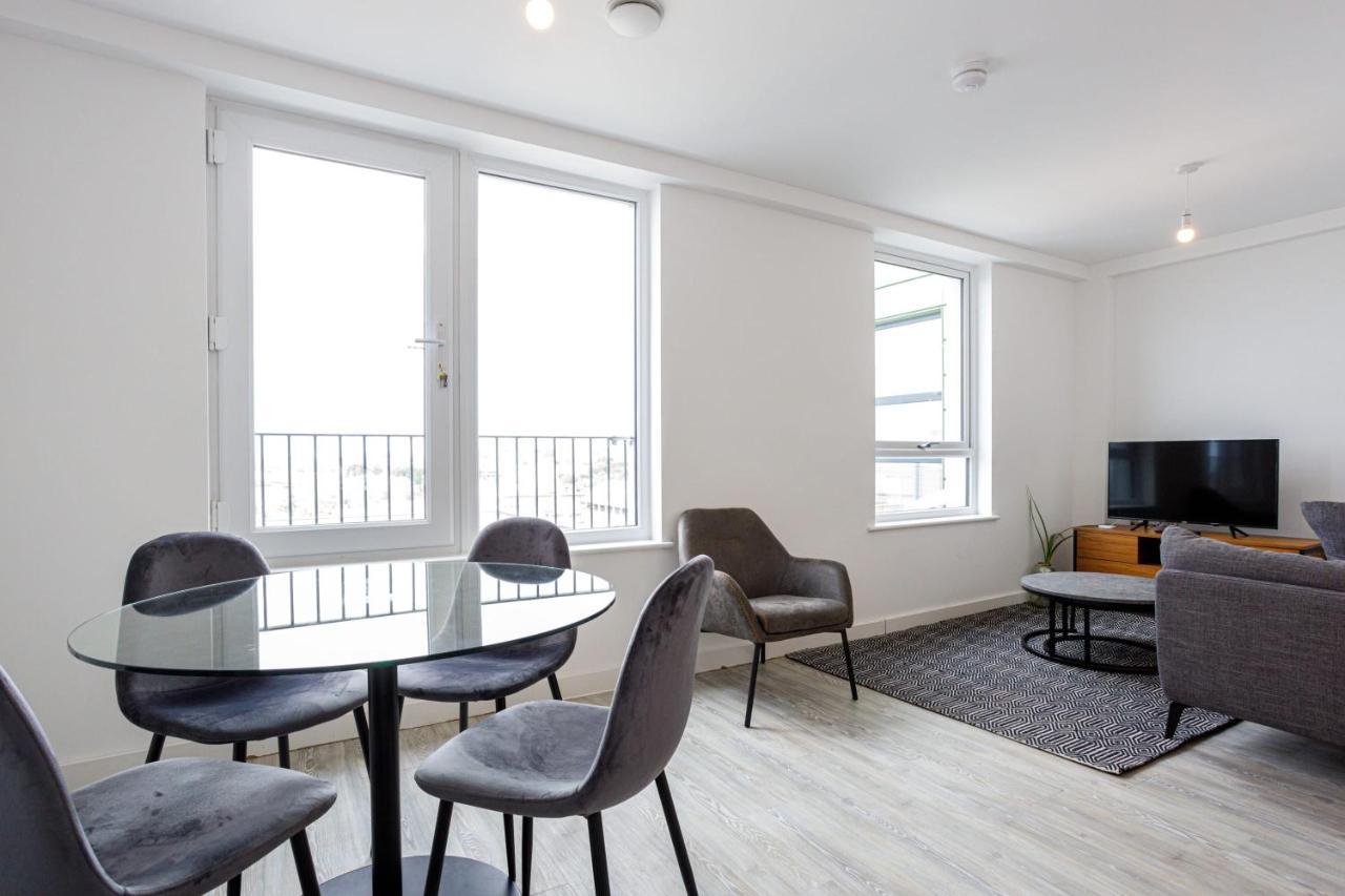 Contemporary 2 Bedroom Duplex In Salford Manchester Zewnętrze zdjęcie