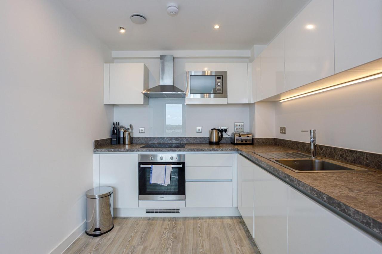 Contemporary 2 Bedroom Duplex In Salford Manchester Zewnętrze zdjęcie
